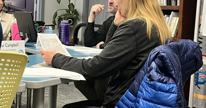 'Ugliest road in Fairbanks:' FAST Planning muses Airport Way improvements