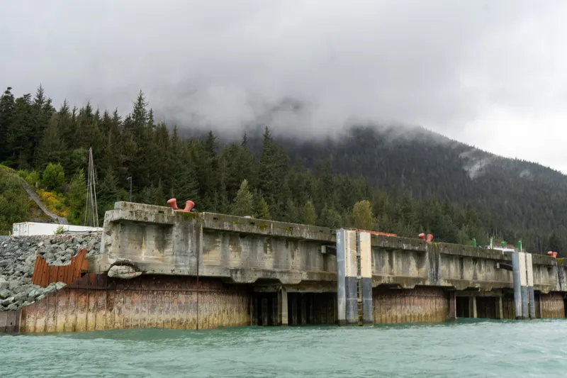 Contractor presents Lutak Dock concepts