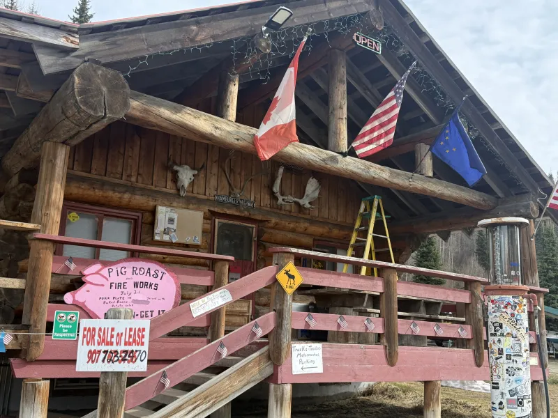 33-Mile Roadhouse closed