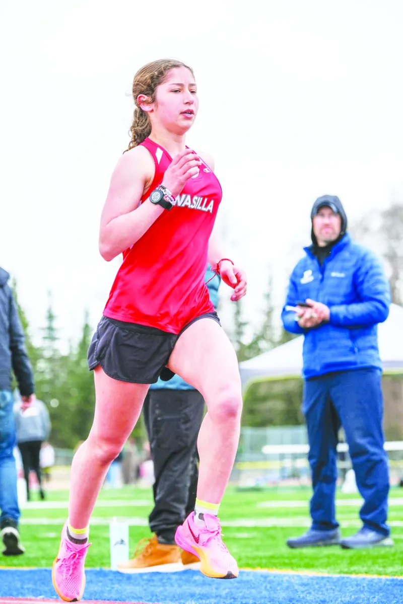 Valley runners sweep 3,200 races at Soldotna meet