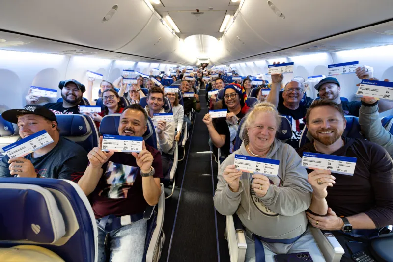 Southwest Celebrates Inaugural Flight to Anchorage