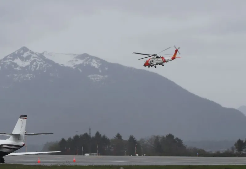 Coast Guard rescues family of six near Kasaan