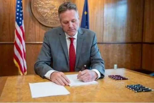 Governor Dunleavy Signs FY 2027 Budget with Expanded Support for School Infrastructure and Energy