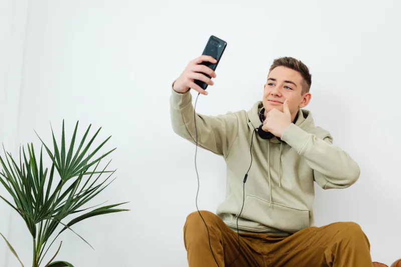 The Developing Brain Under Siege: The Science of Screens' Impact on Young Brains and the Faith-Wellness Connection