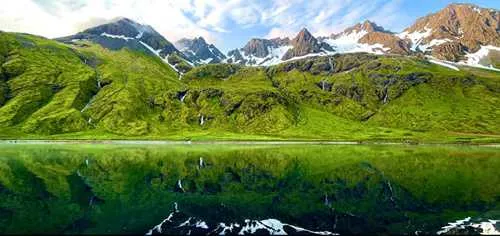 Shifting tectonic plates gave Alaska's Aleutian Islands a later-life lift