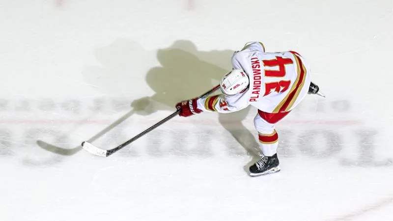 Jack Plandowski Signs with Nanooks Hockey