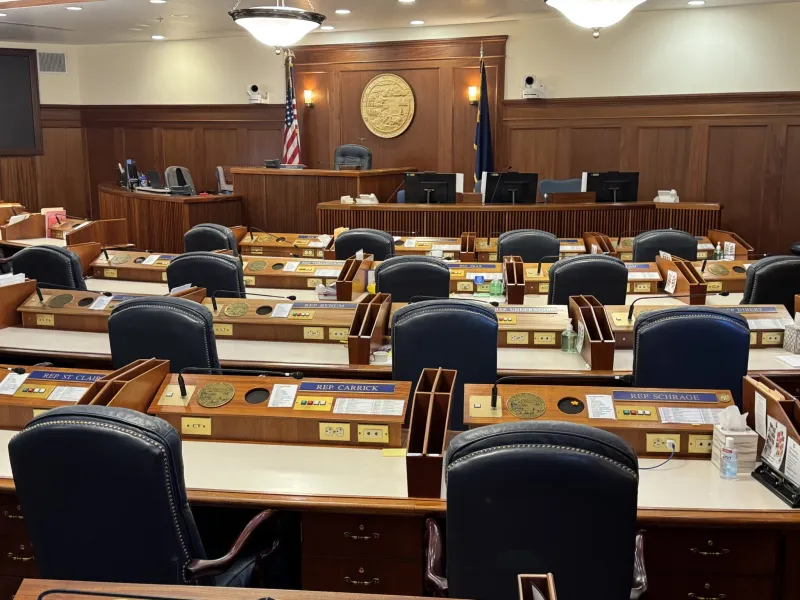 Amid widespread opposition, Alaska governor's gasline compromise bill appears dead on arrival