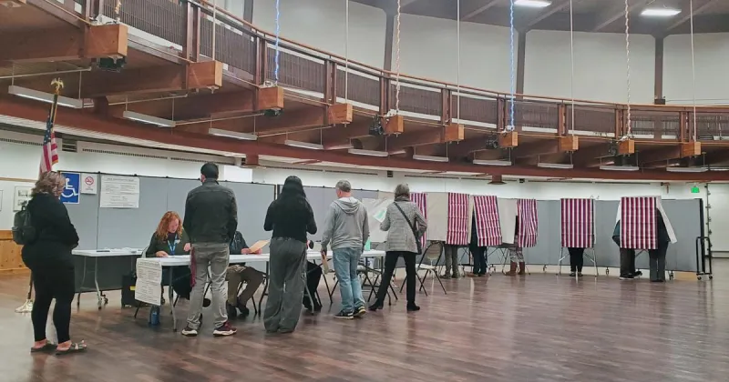 Fairbanks borough voters to consider hand count, date change in October municipal election