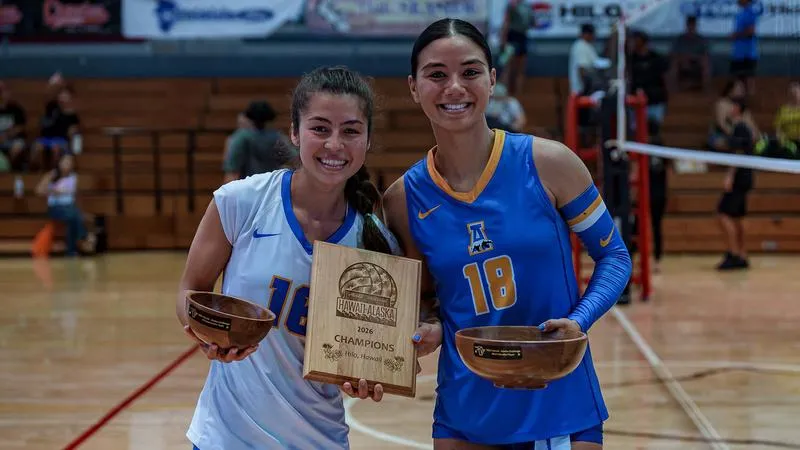 Nanooks Sweep GNAC Volleyball Weekly Honors after Title in Hawaii