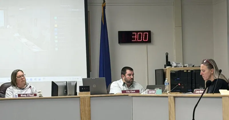 Memo on internal communication creates friction between Fairbanks mayor, City Council