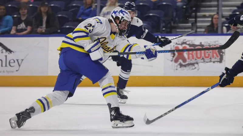 Nanooks Win 5-0 to Close Out Weekend Exhibitions
