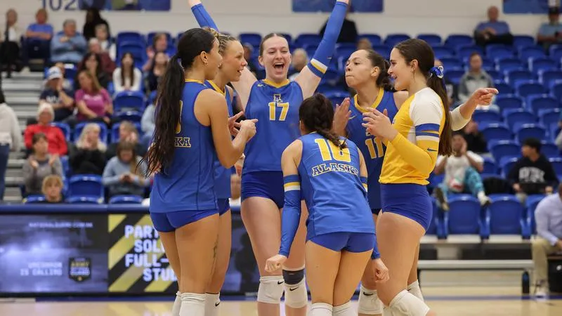 Nanooks Grab Hard Fought Win Over Western Washington