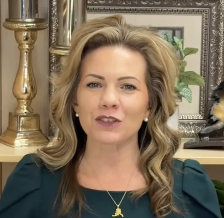 Wilson name-drops Trump bankruptcies when talking about her problems managing money