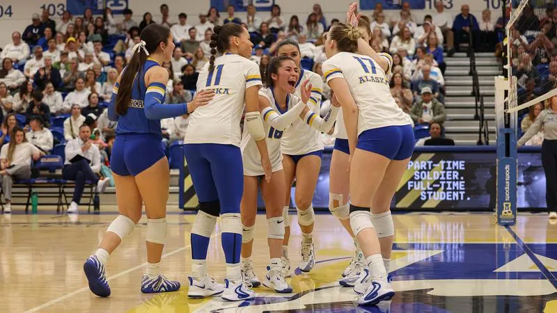 Nanooks Volleyball Heads to Saint Martin's and Western Oregon
