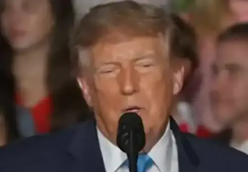 'Deranged and Dangerous' Trump Decried for Inviting Iran to 'Take Out' California Cities