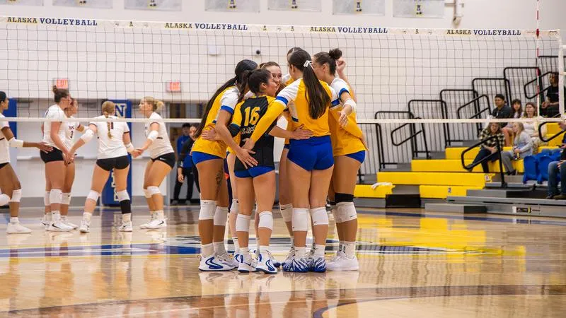 Nanooks Fall on Road at Saint Martin's