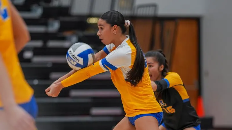 Nanooks Return Home and Welcome Central Washington and Northwest Nazarene