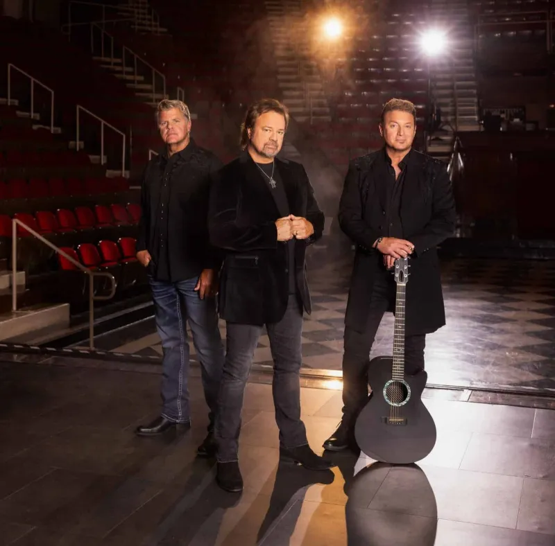 The Frontmen take the stage at the new Bluff Amphitheater