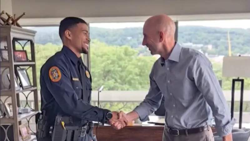 Officer Sean Reifel quits for 'Love Island'- Readers debate academy training repayment