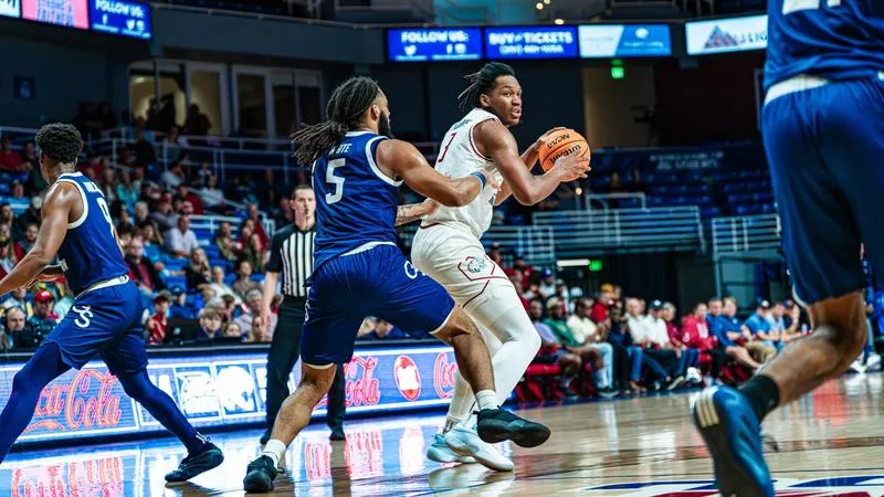 Men's Basketball Draws Ohio in 2026 MAC-SBC Challenge