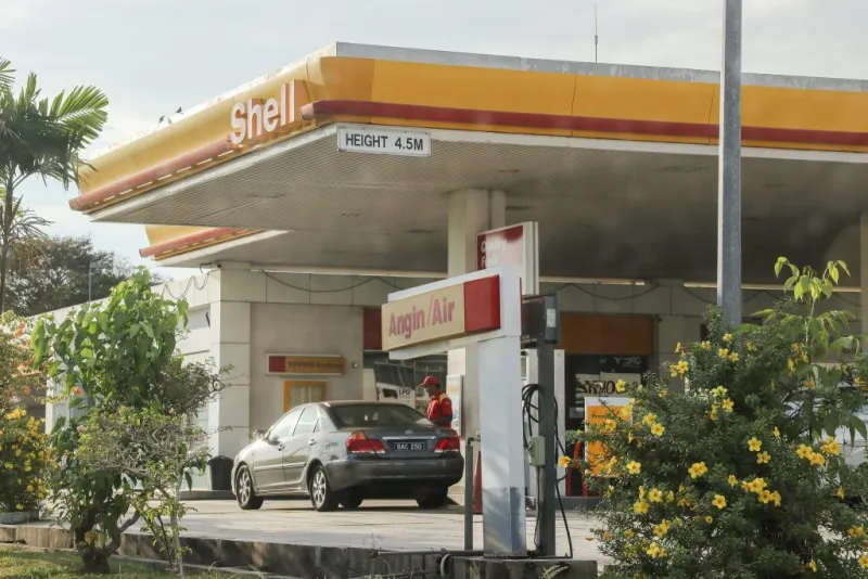 Foreign vehicles must have tank three-quarters full to enter Brunei from April 1- DoE - The Scoop