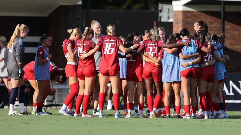 Soccer Falls to Mississippi State in Season Opener