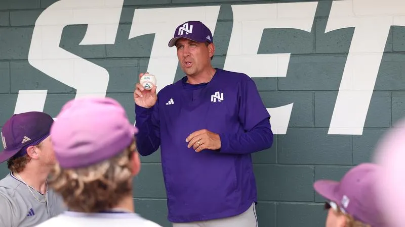 UNA announces contract extension for Jad Prachniak
