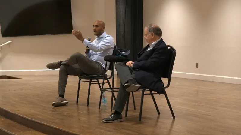 Doug Jones, Shomari Figures push voting rights at Troy town hall