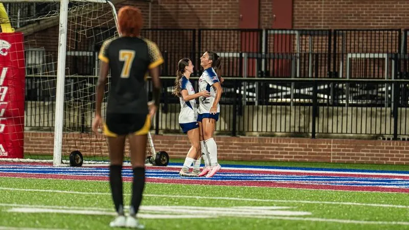 Jaguars Sweep Lady Hornets, Win Home Opener