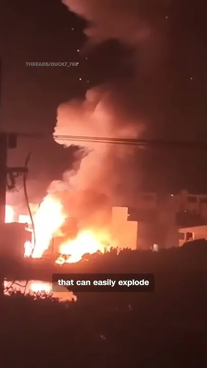 Huge explosions in southern Taiwan (Video)