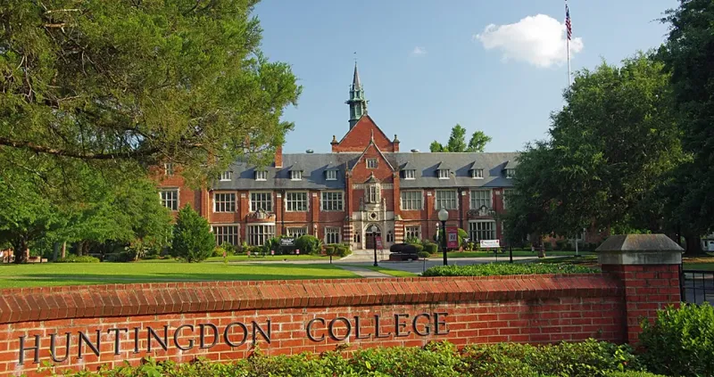 Huntingdon College enrollment tops 1,000, marks sixth consecutive annual increase