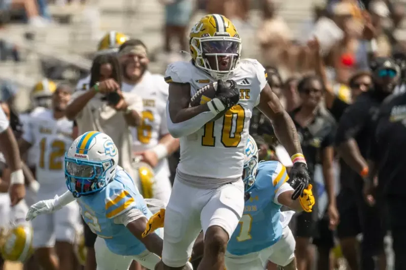 Alabama State University Emerges Victorious Against Southern University in Inaugural Birmingham Football Classic