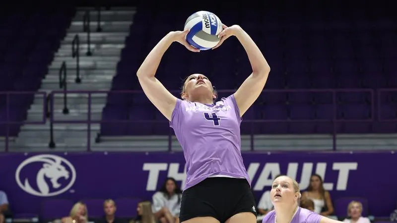 Martindale, McGowan earn first UAC weekly honors of season
