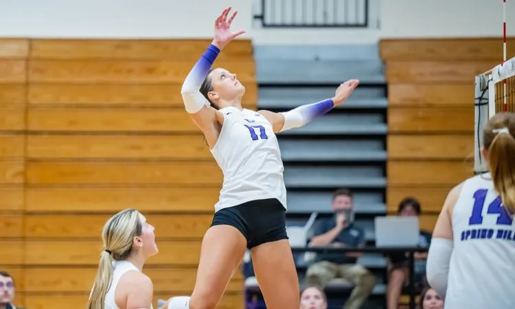 Badgers Swept in Season-Opening Weekend