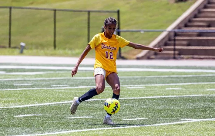 Defense shines in tie with Auburn Montgomery