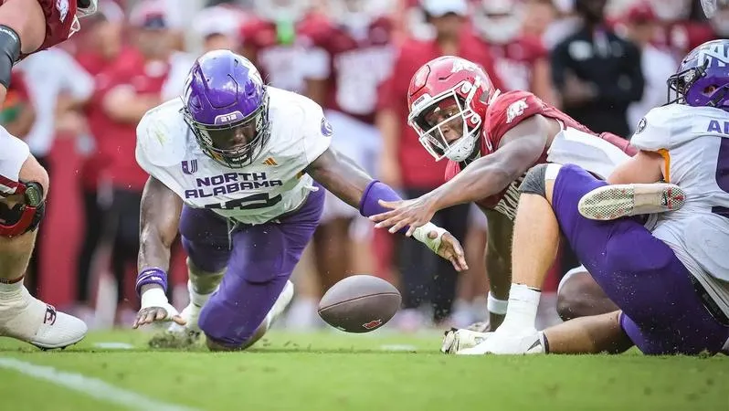 Lions bring fight in historic trip to Arkansas