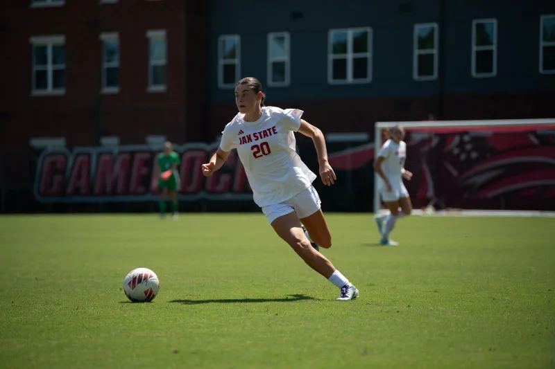 Gamecocks Rally, Fall to North Florida on Sunday Afternoon