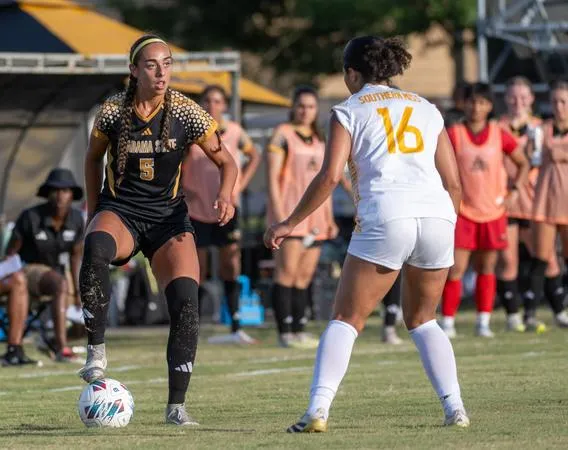 Hornets Soccer Drops Sunday Non-Conference Meeting with Mercer