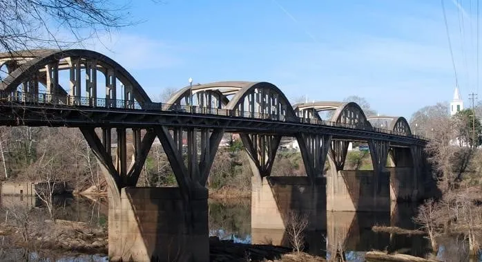 TRAFFIC ALERT: Downtown Wetumpka bridge closed due to gas leak