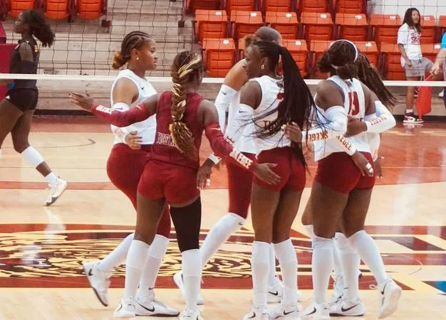 Another sweep for the Golden Tigers