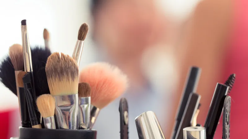 Opinion | Alabama makeup artists are being held back