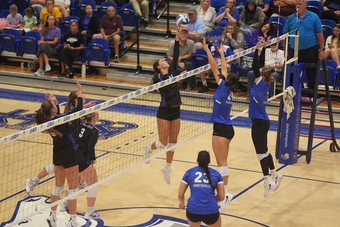 Badgers Drop Pair in Pensacola