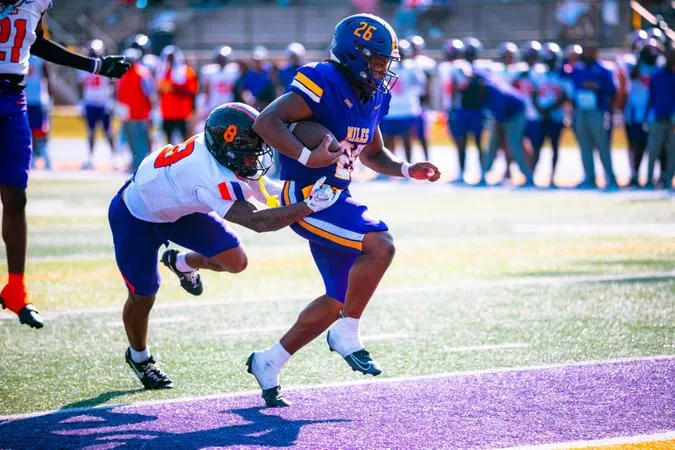 Offense dries up in wet weather loss to EWU