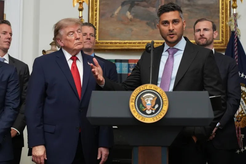 Trump agrees to new bipartisan ethics provision in massive crypto bill