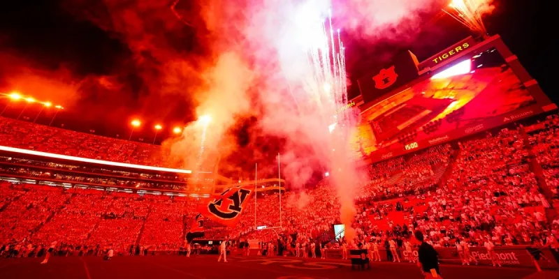WATCH: Alex Golesh applauds Jordan-Hare crowd after first home victory at Auburn
