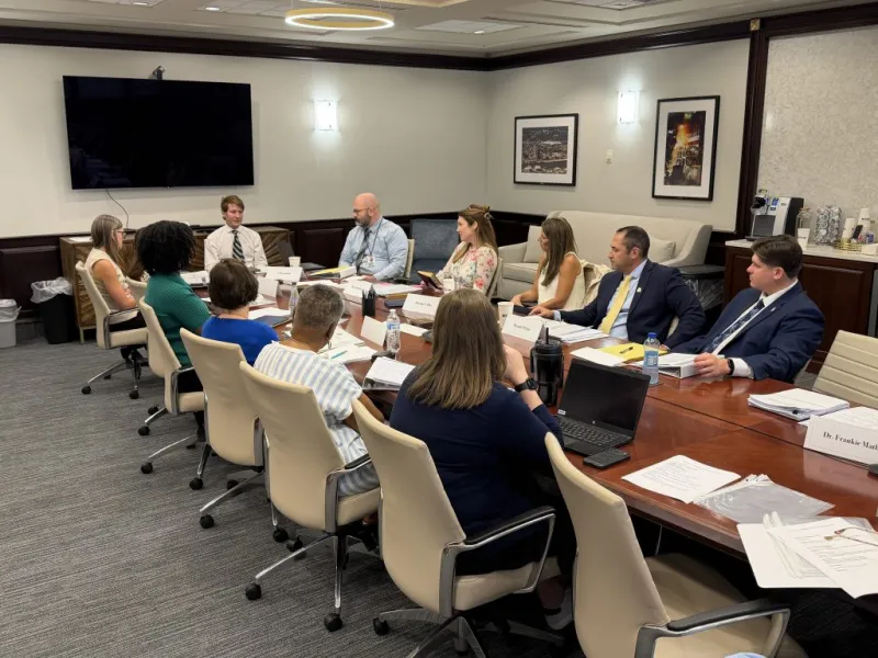 Ivey's ed tech commission weighs how schools should use technology