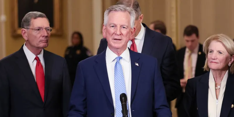 Tuberville pushes American-athlete roster protections, college sports overhaul nears Senate vote