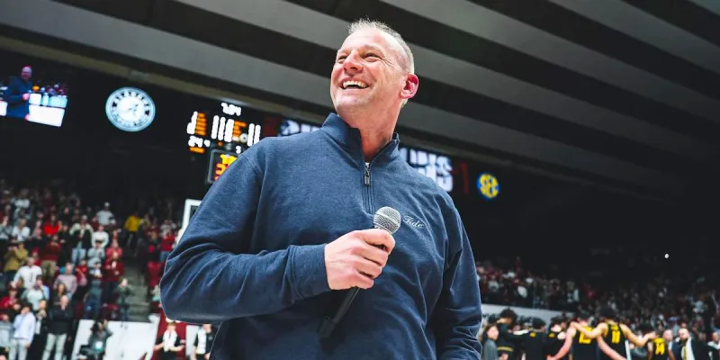 Alabama hosting 'Tide Talk' luncheon Friday ahead of South Carolina game featuring DeBoer, Oats, others