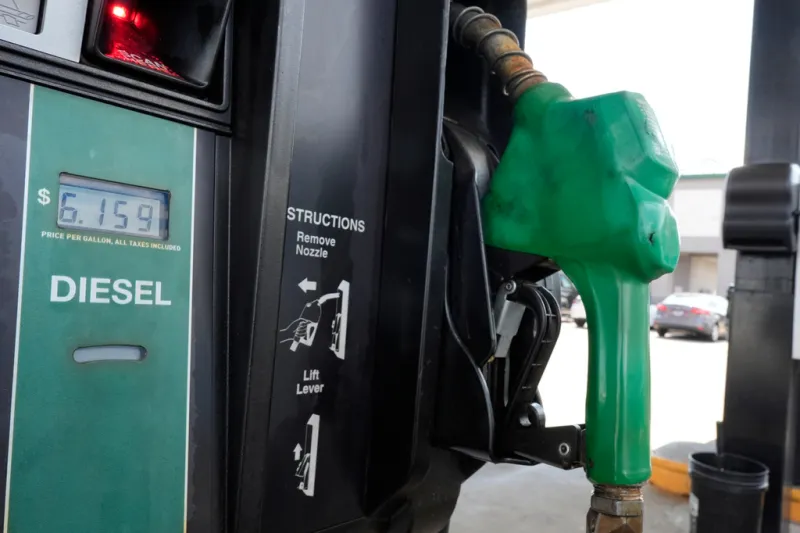 Amid price spike, Ivey tells ALEA to stop inspecting commercial vehicles for dyed diesel fuel