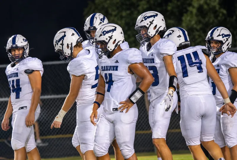 Bulldogs StayPerfect With 69-8 Win Over Sylvania